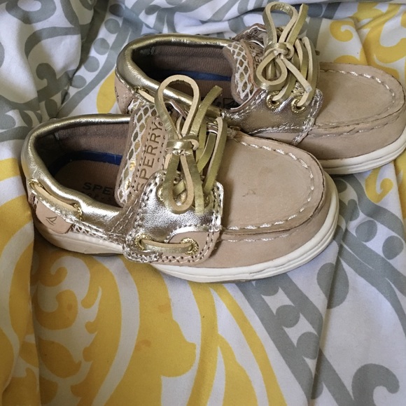 Toddler sperry's