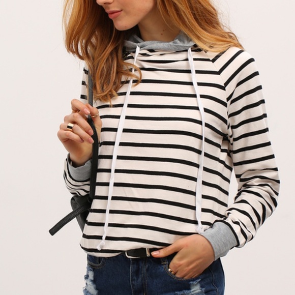 πLAST ONE πNWT Nautical Stripe Drawstring Hoodie - Picture 4 of 4