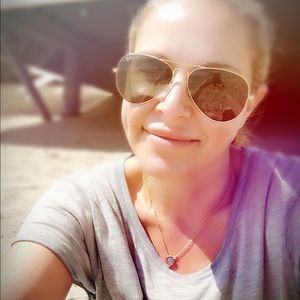 Meet your Posher, Melanie