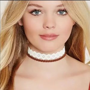 Cute choker necklace