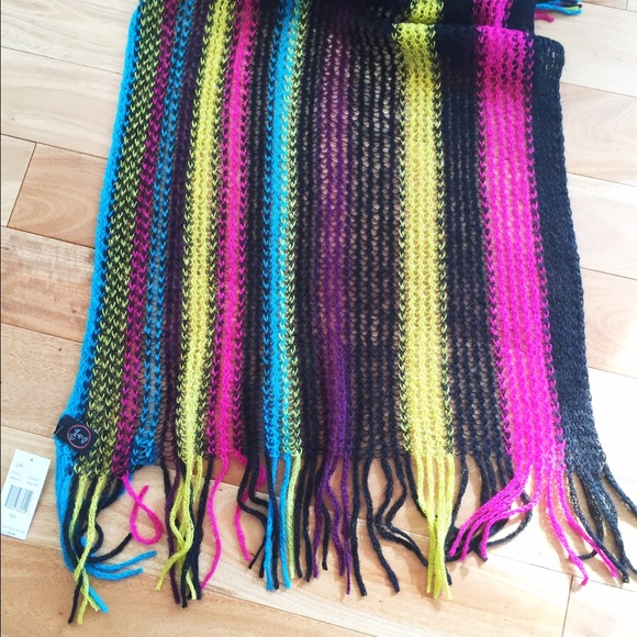 Extra Long Mixed Colors Fringes Scarf - Picture 2 of 3
