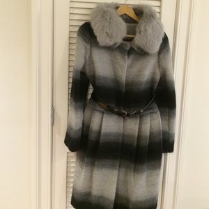 Burberry coat with detachable fox fur and belt.
