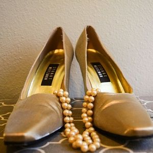 Stuart Weitzman Metalic Pumps
