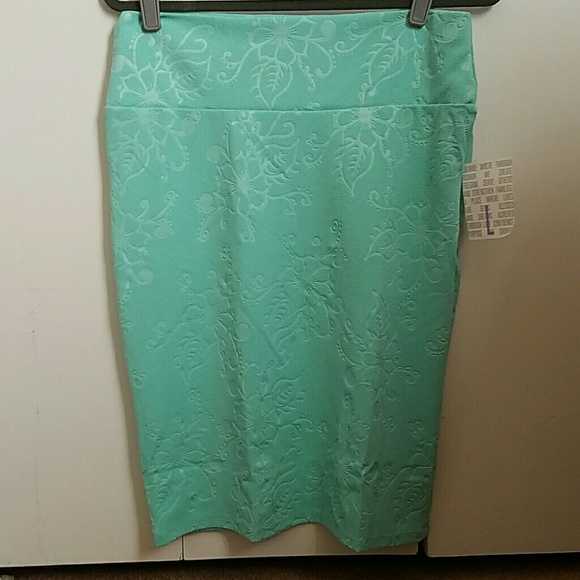 Lularoe cassie