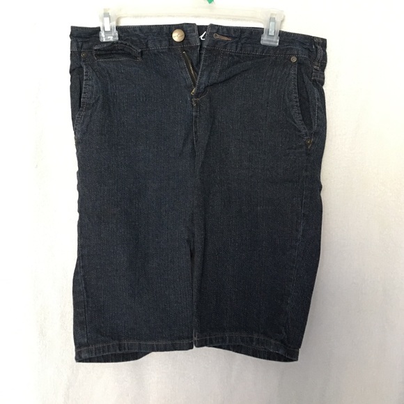 Women's INC international Concepts shorts