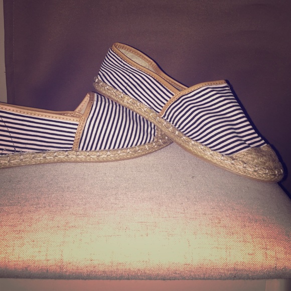 Navy and white cloth shoes.