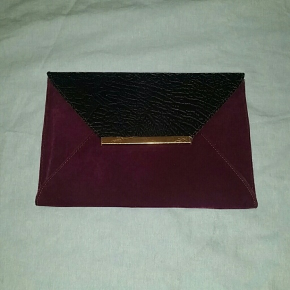 Nila Anthony Purple Retro Envelope Clutch BNWOT