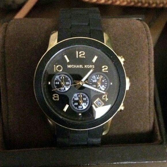 Micheal kors black and gold watch