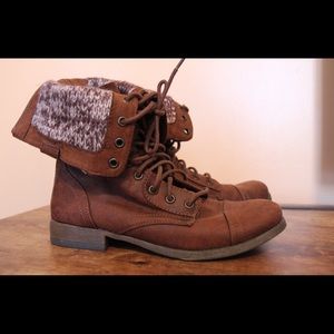 Knit lined combat boots!