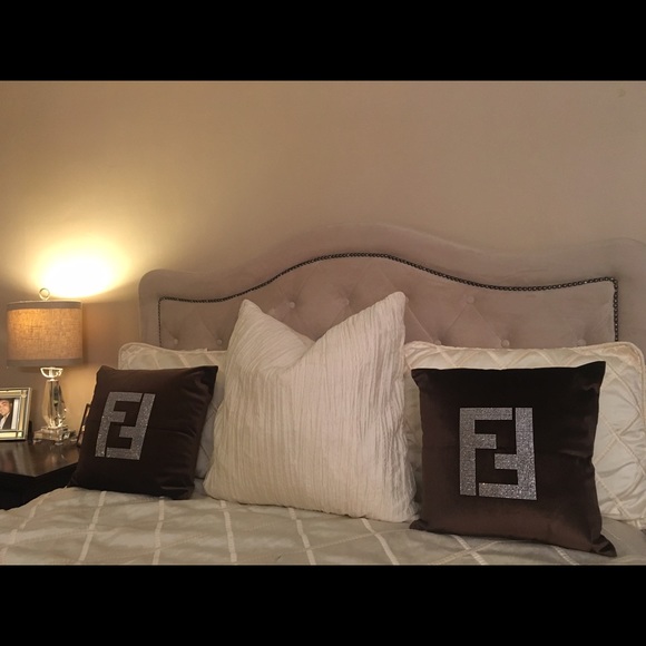 SOLD Luxe Velvet&Rhinestone Pillow Case - Picture 2 of 3