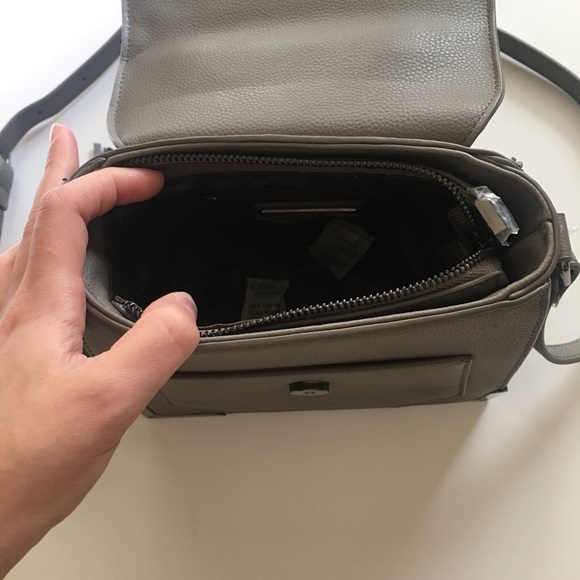 NWT TASSEL BAG - Picture 2 of 4