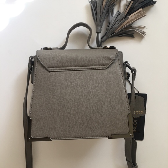 NWT TASSEL BAG - Picture 4 of 4