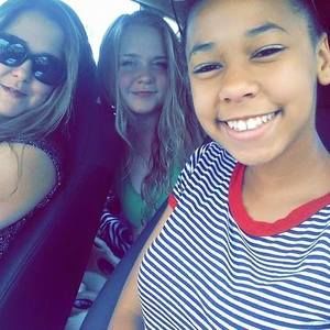 Meet your Posher, Kacey