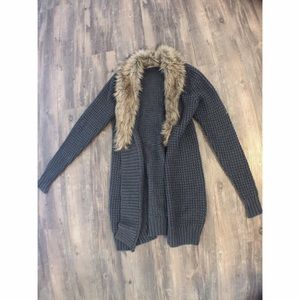 knit cardigan with faux fur collar