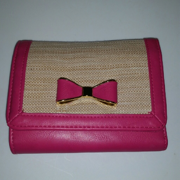 FINAL MARKDOWN NWT Kelly & Katie Pink Wallet