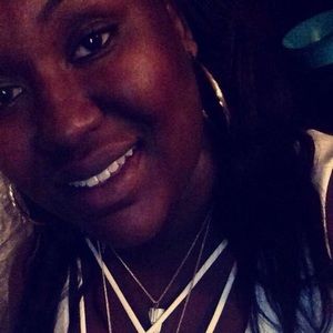 Meet your Posher, Shayla