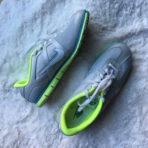 Nike Oceania NM (Like New)