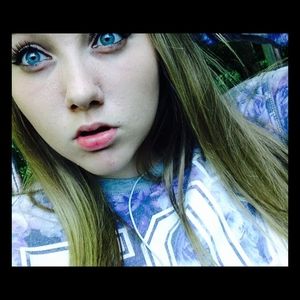 Meet your Posher, Abby