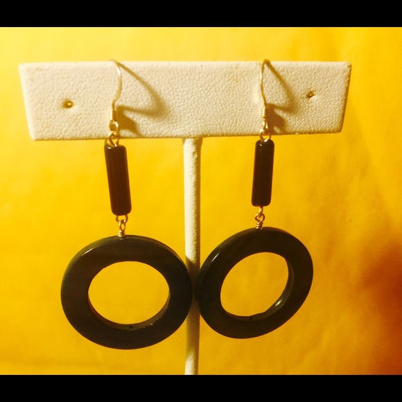 Dangle Earring - Picture 2 of 2