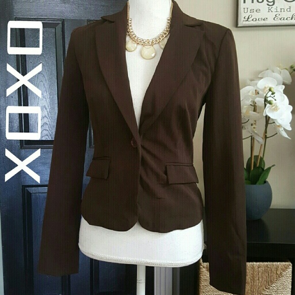 XOXO Fitted Brown Pin Stripe Blazer sz S