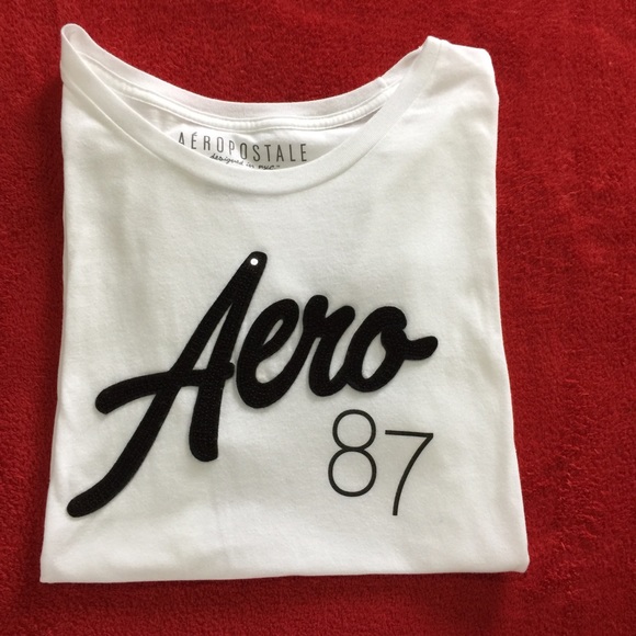 Aeropostale XXL White S/S Tee.