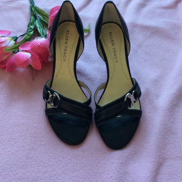 Ellen Tracy Shoes - 👠 PRICE DROP! Gorgeous Like New Black Heels, 6