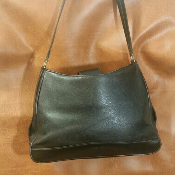 Relic black leather shoulder bag