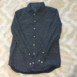 London Fog Long Sleeve Button Down Shirt