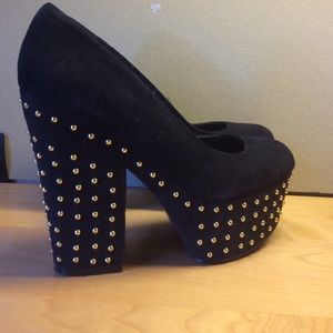 ✨Topshop Studded Suede Platform Heels