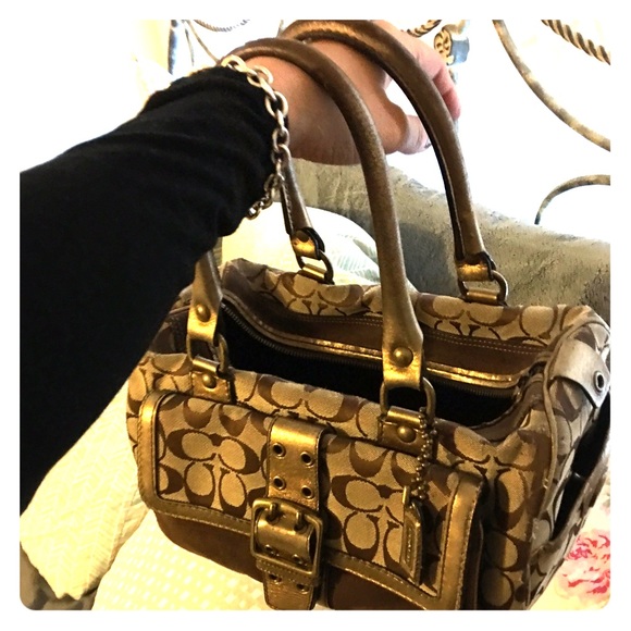 Beautiful, gold, vintage coach purse