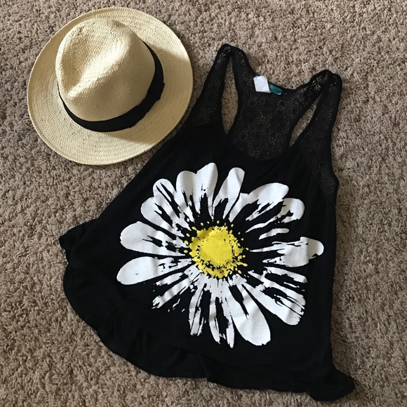 Daisy print crop top