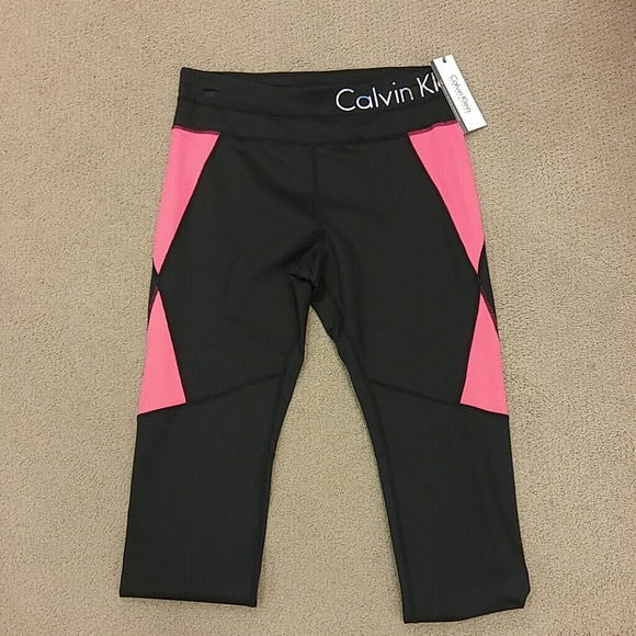 Calvin Klein Pants - Calvin Klein Performance.Yoga capris.