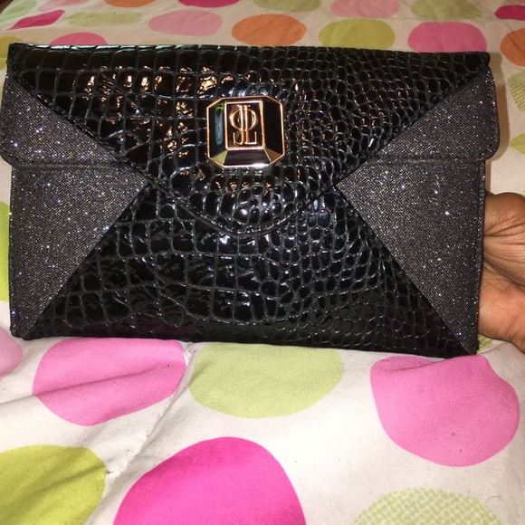 JLO Clutch!