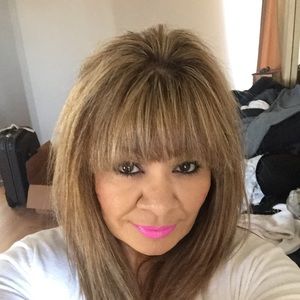 Meet your Posher, Viola