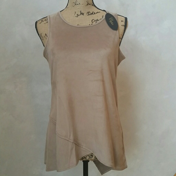 NWT,  Cupio, Beautiful Soft Camel Sleeveless Top