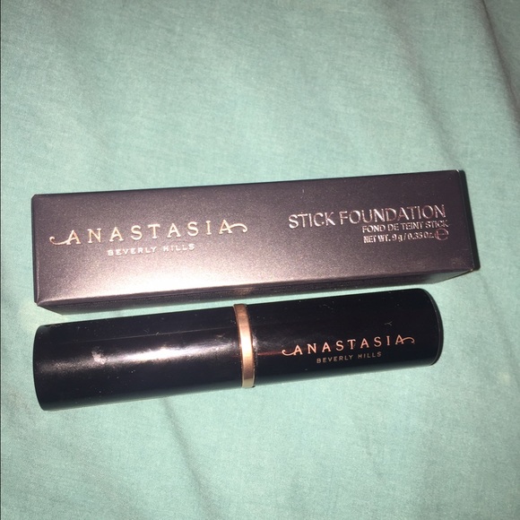 Anastasia foundation stick Chesnut