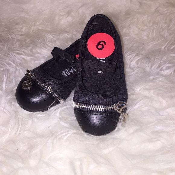 Authentic MICHAEL Michael Kors Lil Zippy Flats
