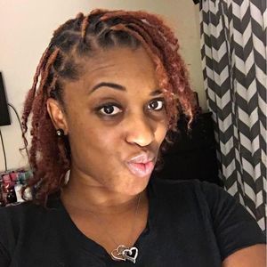 Meet your Posher, Asha