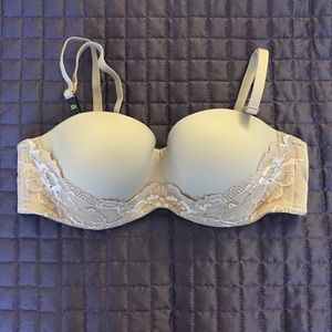 Body by Victoria strapless in nude