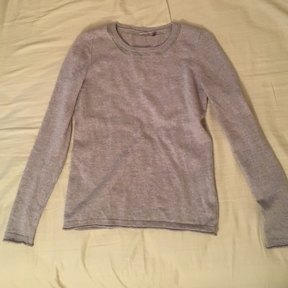 ！SOLD! Ellie Tahari sweater
