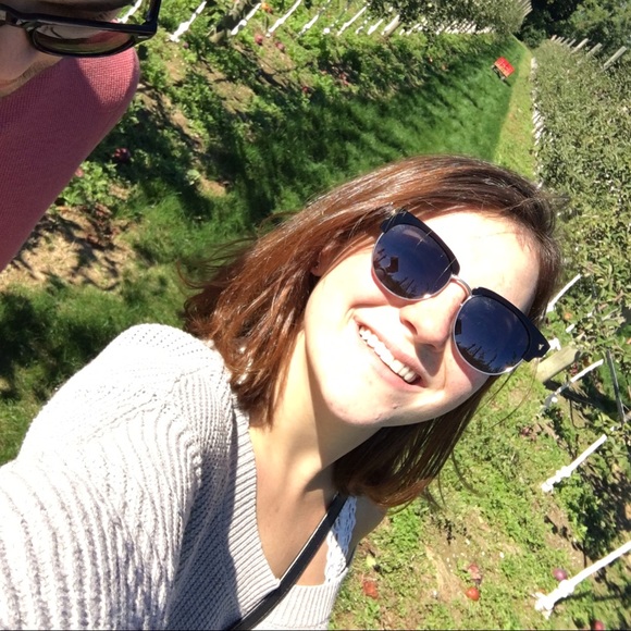 Meet your Posher, Brittany