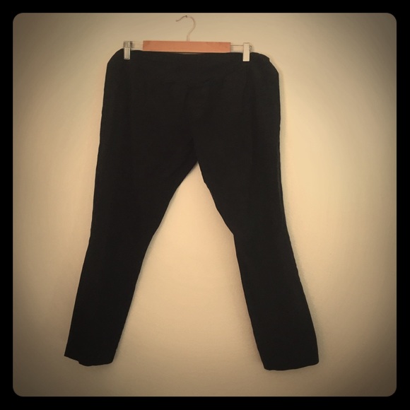 Liz Lange Medium black maternity pants