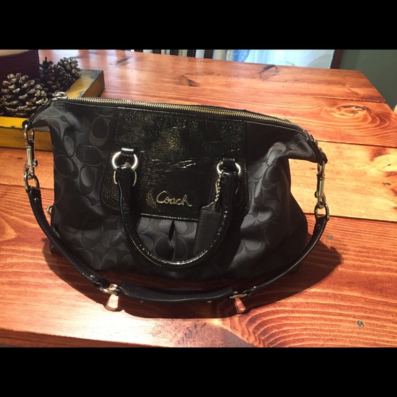 Coach signature Ashely