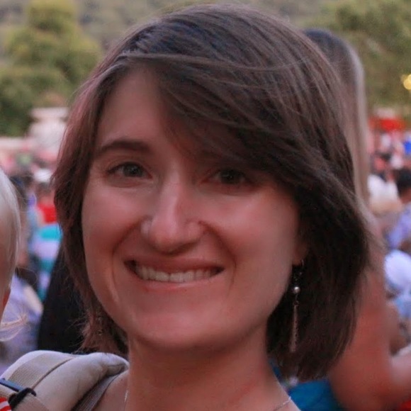 Meet your Posher, Cécile - Picture 1 of 1