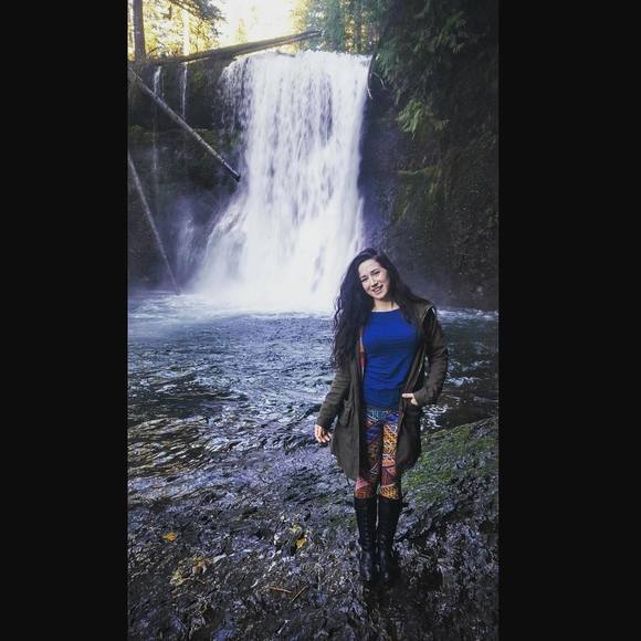 Meet your Posher, Alyssa