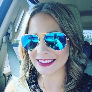 Meet your Posher, Erica