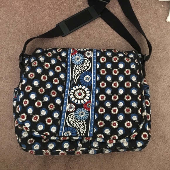 Retired Vera Bradley messenger bag
