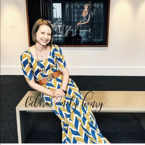 ISO lularoe Ana dress xs or s