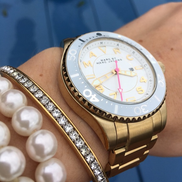 Marc by Marc Jacobs white pink gold sports watch - Picture 3 of 4