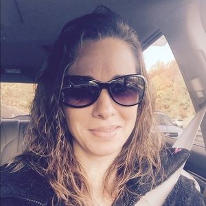 Meet your Posher, Stacy